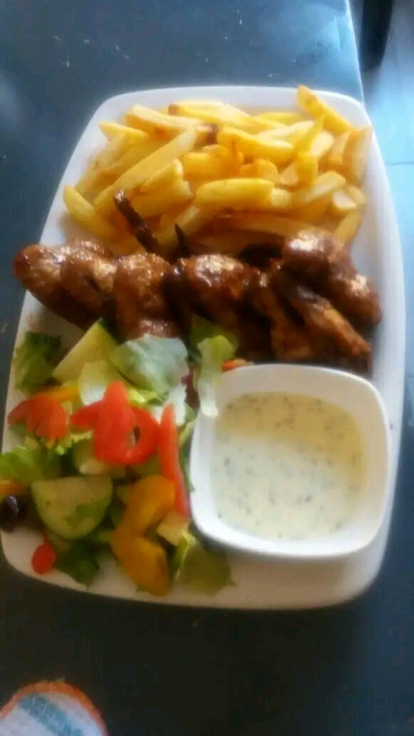 Grilled Wings & Chips