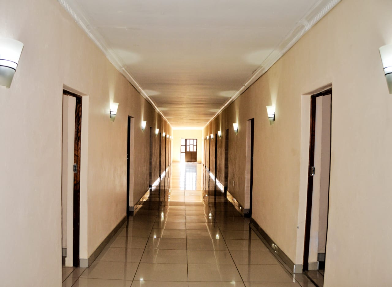 Guest room corridor